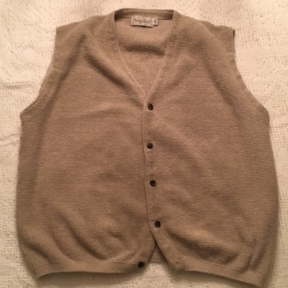 Men’s sweater vest